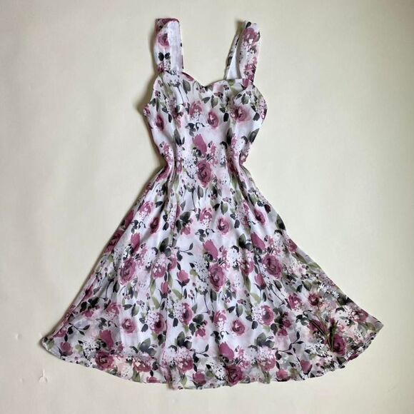 White floral midi dress - Picture 1 of 8